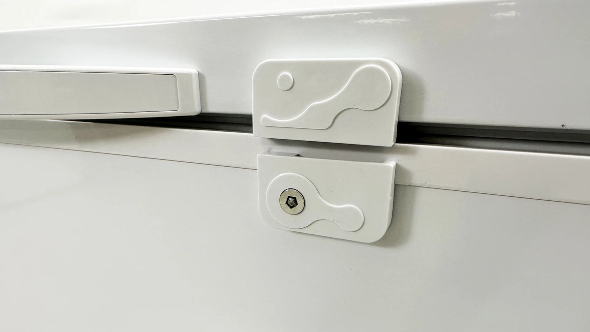 50 inch 13 cu ft Chest Freezer Y669630