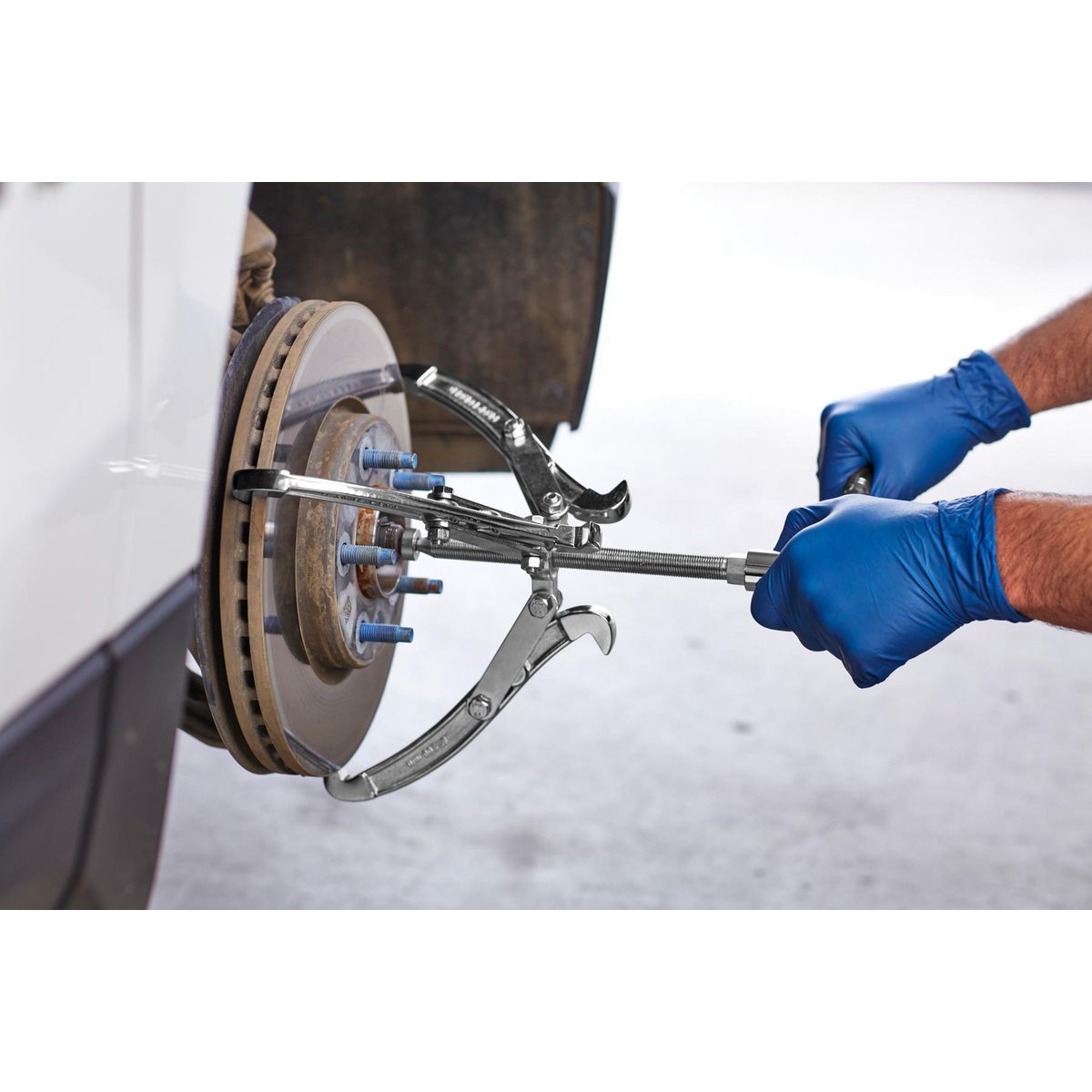 4-Piece Three-Jaw Puller Set U947550