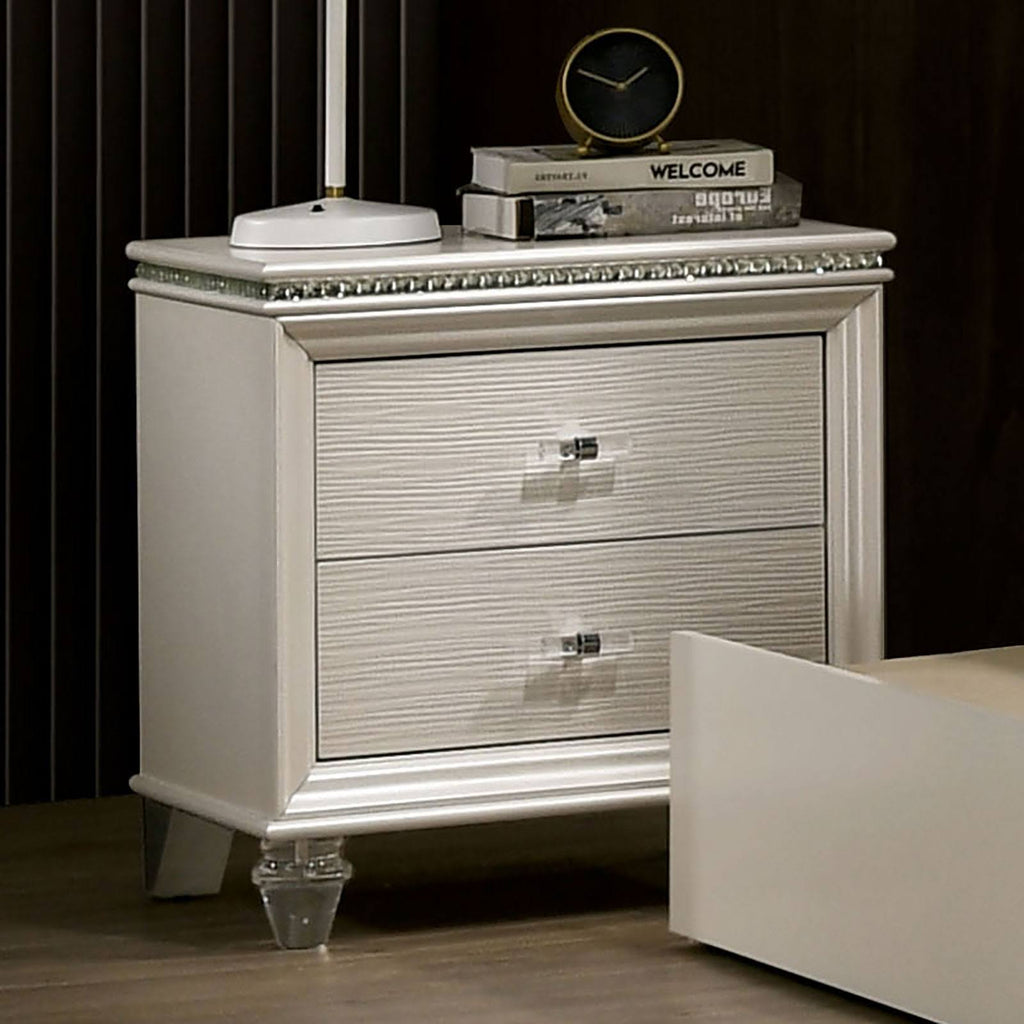 White Night Stand C70832