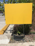 Yellow Signs 18''x24'' x 4 MM & 20 Stake Double H 10''x30'' x 9 Gauge Wire Stake Pack of 2 Q588847