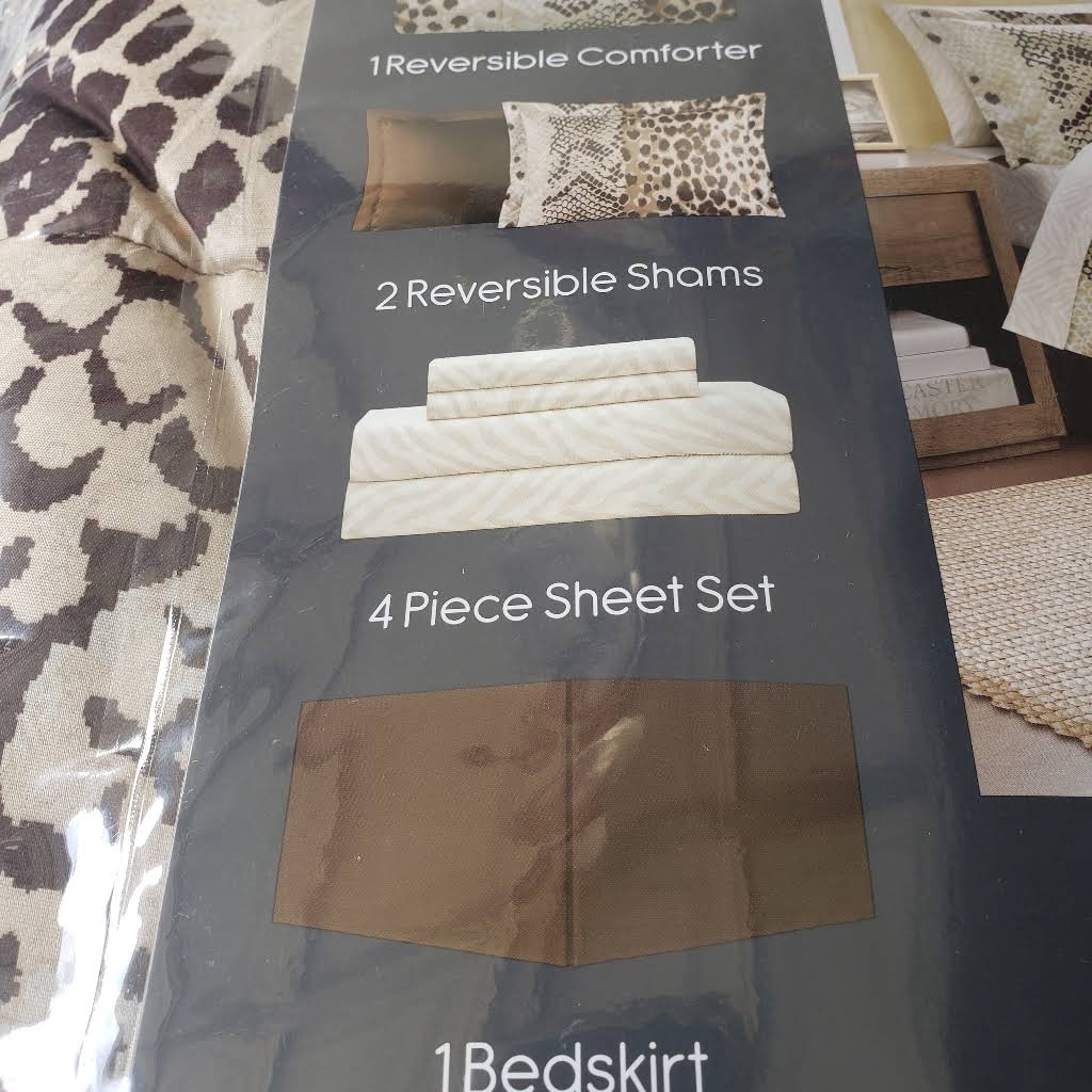 Brown Comforter F322