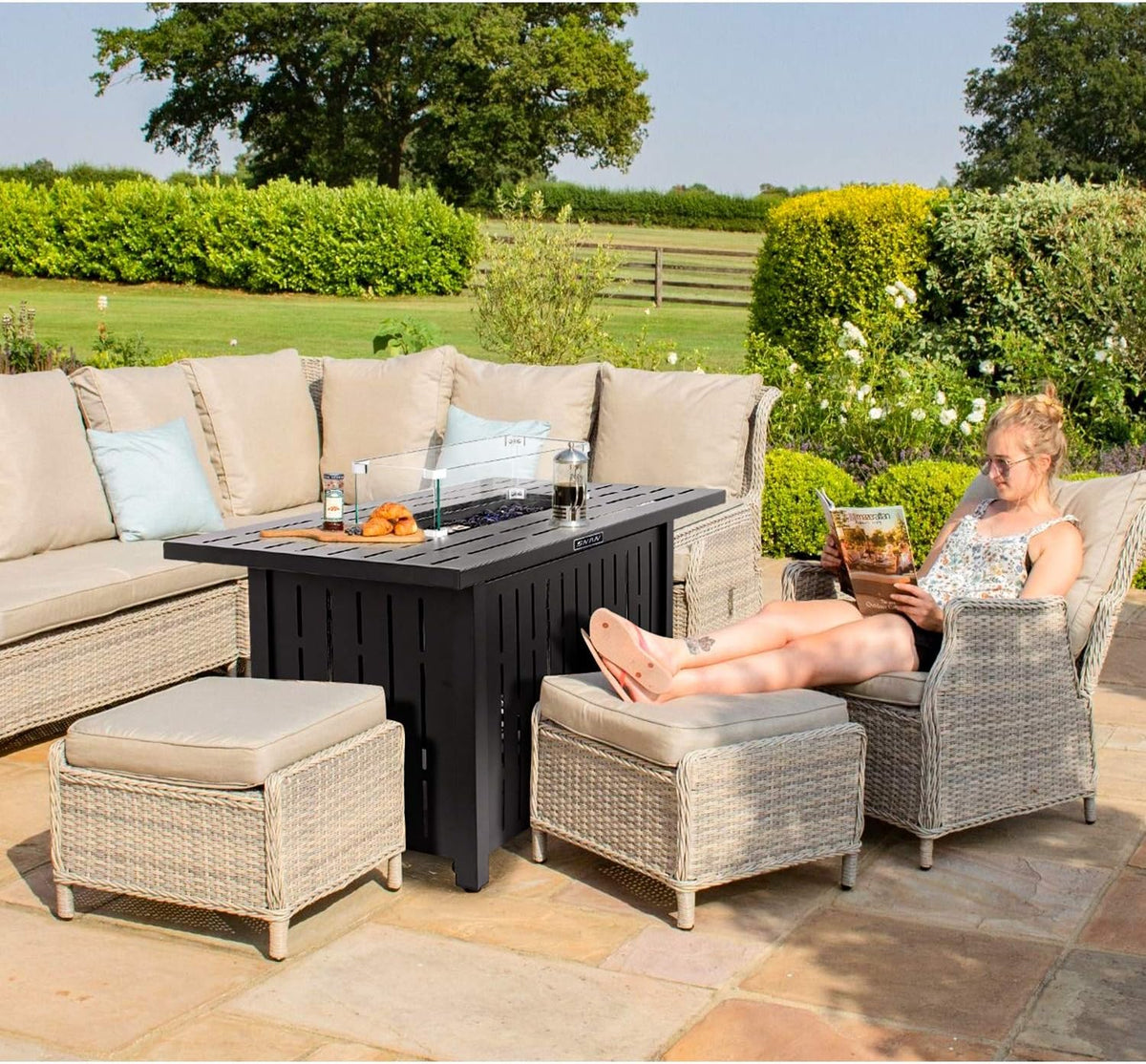 43in Propane Gas Fire Pit Table with Glass Wind Guard P7567
