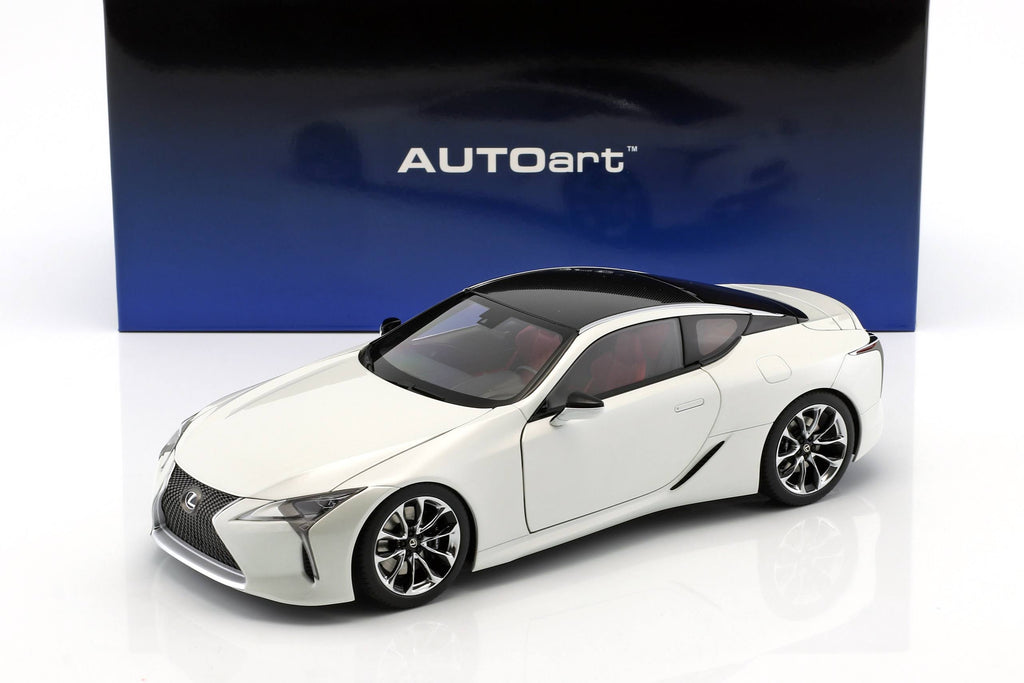 Metallic White 1/18 Model Car G9121
