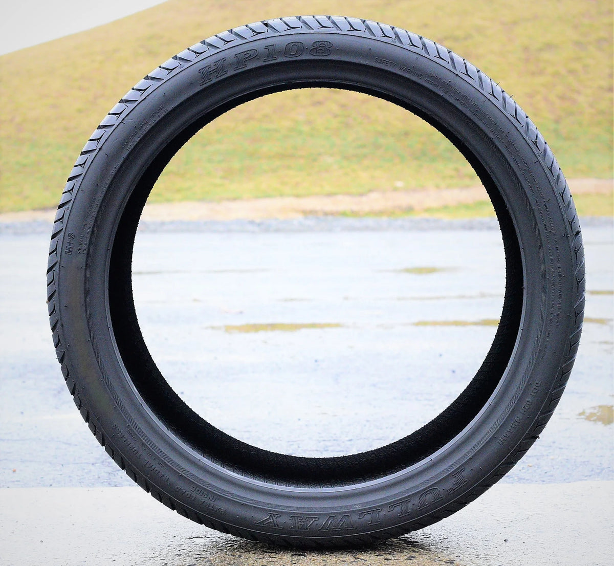 225/45ZR18 95W XL All Season Performance Tire C48104