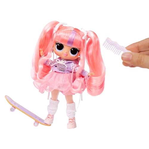 Tweens Series 4 Fashion Doll Ali Dance with 15 Surprises and Accessories D212