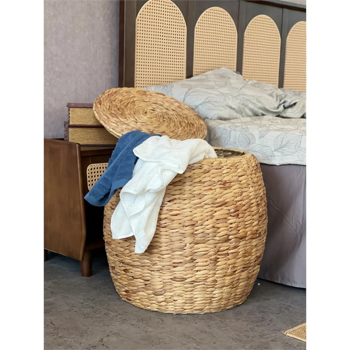Beige Wicker Rattan Storage Ottoman Basket with Lid N332494