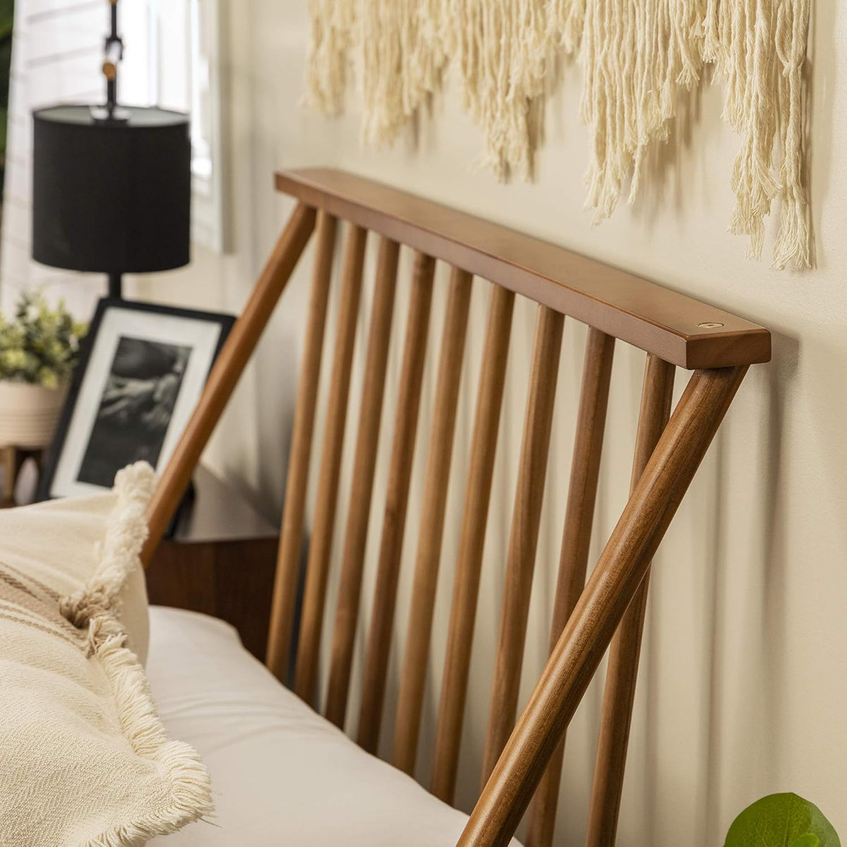 Twin Caramel Solid Wood Platform Bed C7438