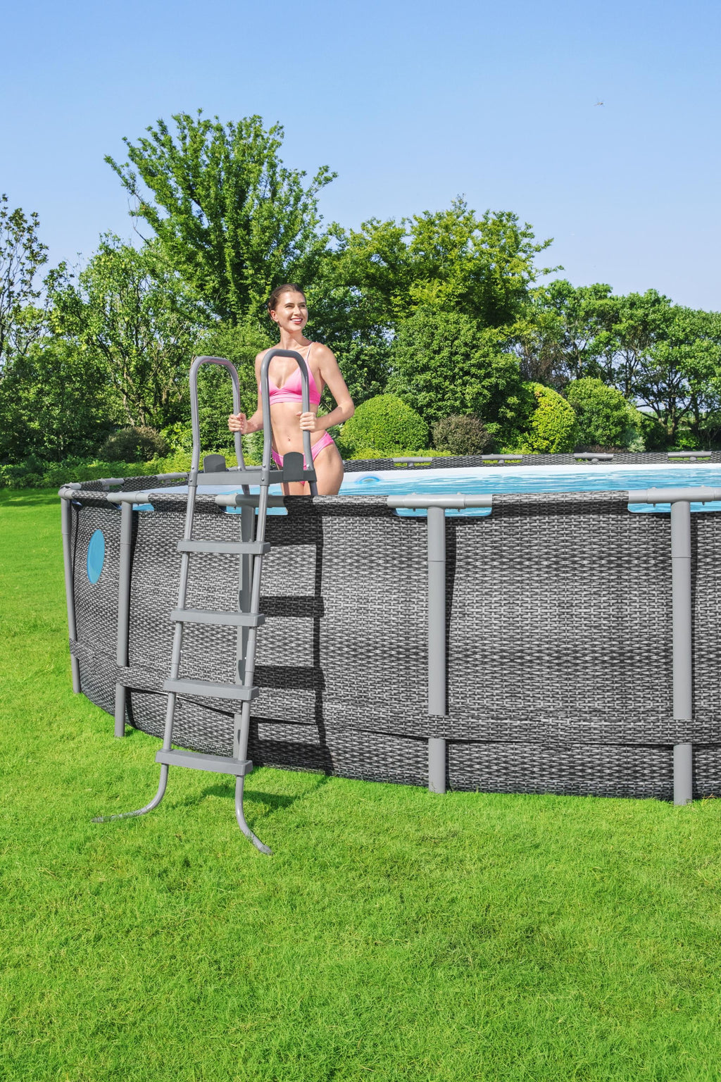 22'x52" Power Steel Frame Round Swimming Pool Set F347
