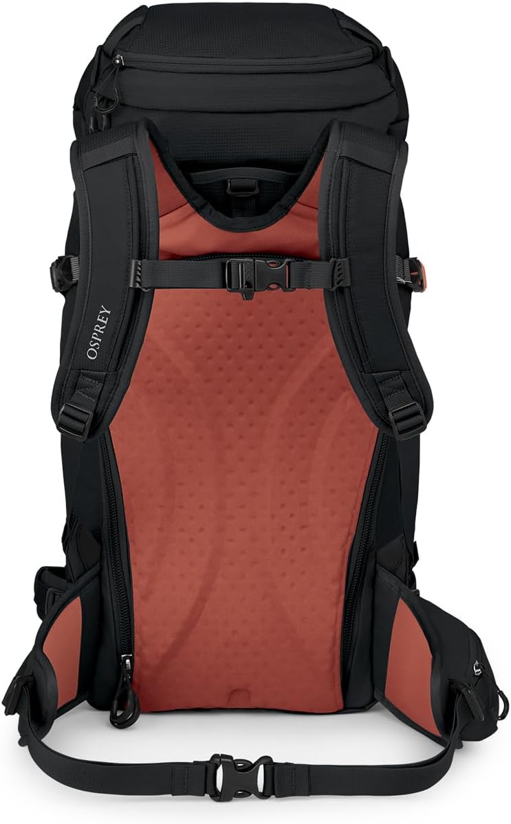 Black 40L Ski and Snowboard Backpack H5297