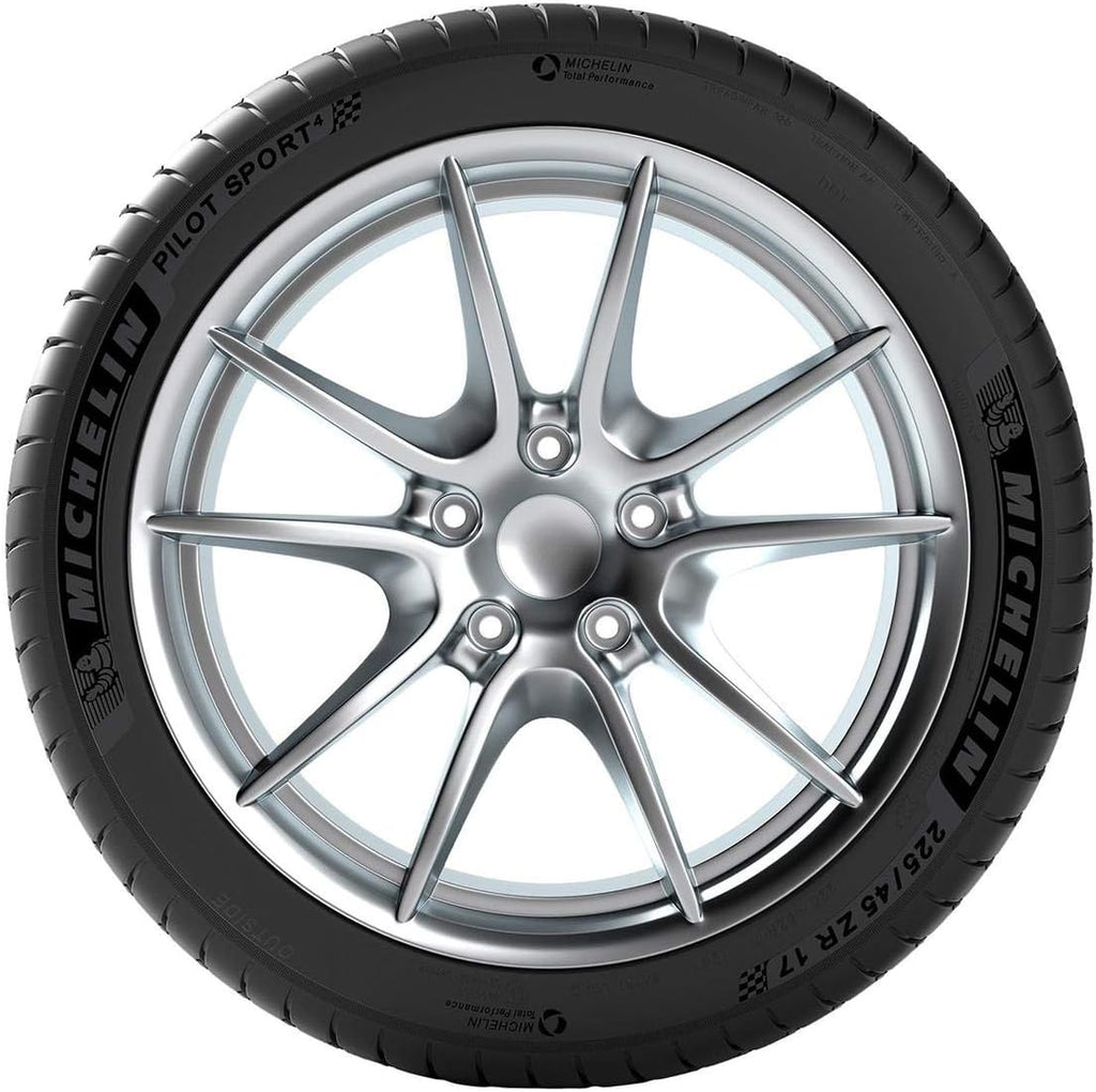 225/45R18/XL 95Y Summer Radial Car Tire V5696