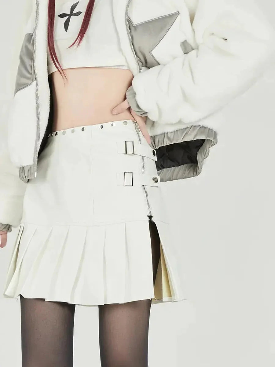 White Pu Leather Pleated Skirt C982