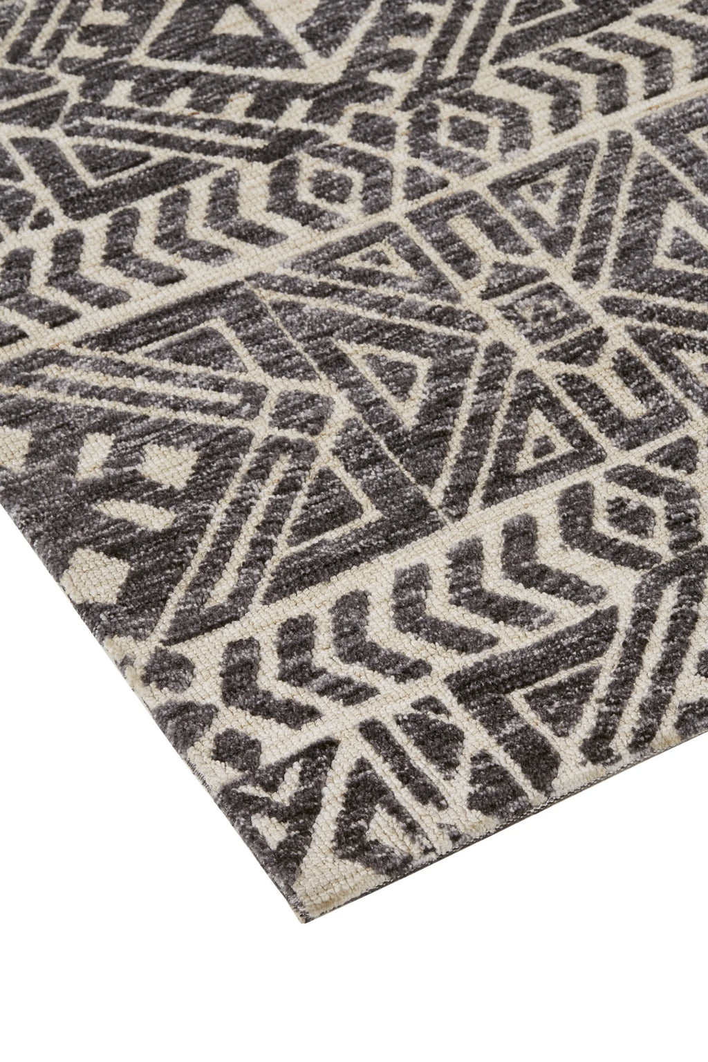 Gray/Black/Ivory 3'6" x 5'6" Stain Resistant Water Resistant Fade Resistant Accent Rug A95175
